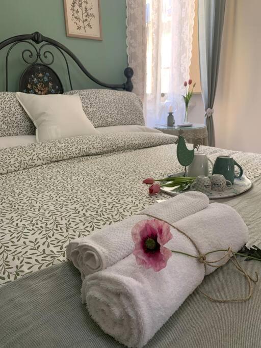 נאפולי Appartamento: La Maison Verte מראה חיצוני תמונה