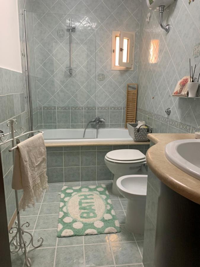 נאפולי Appartamento: La Maison Verte מראה חיצוני תמונה