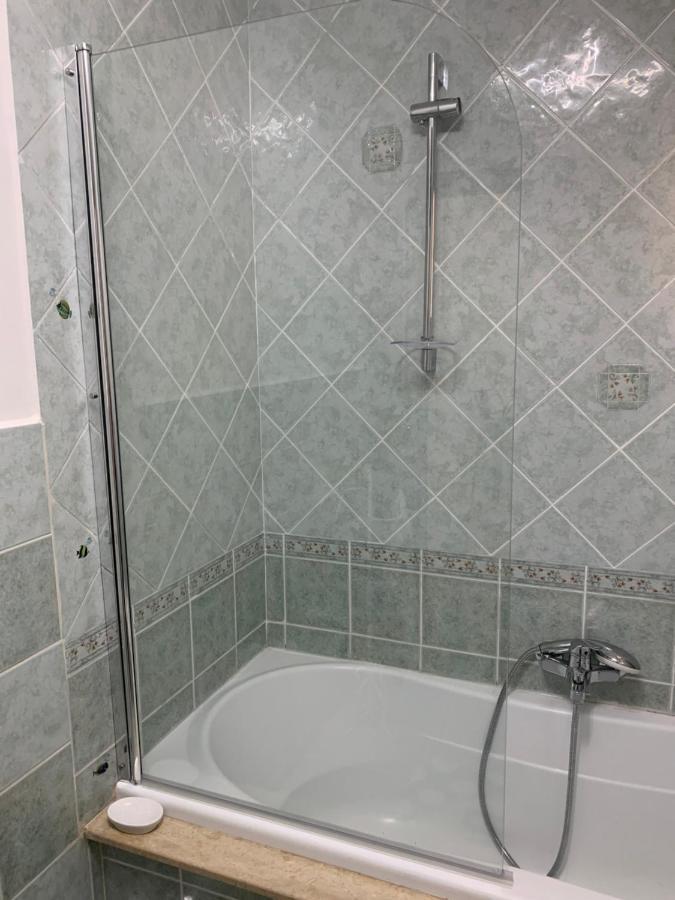 נאפולי Appartamento: La Maison Verte מראה חיצוני תמונה