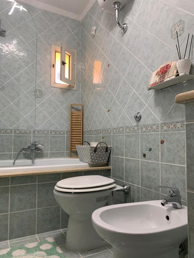 נאפולי Appartamento: La Maison Verte מראה חיצוני תמונה